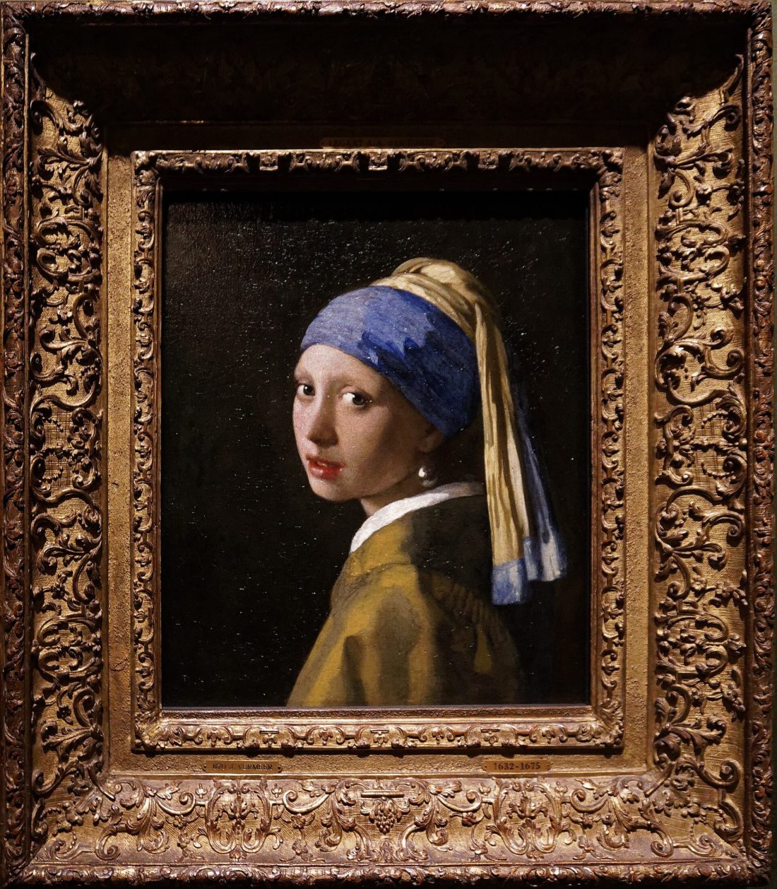 La joven de la perla — Johannes Vermeer, c. 1665 — uso del lapislázuli en el turbante azul