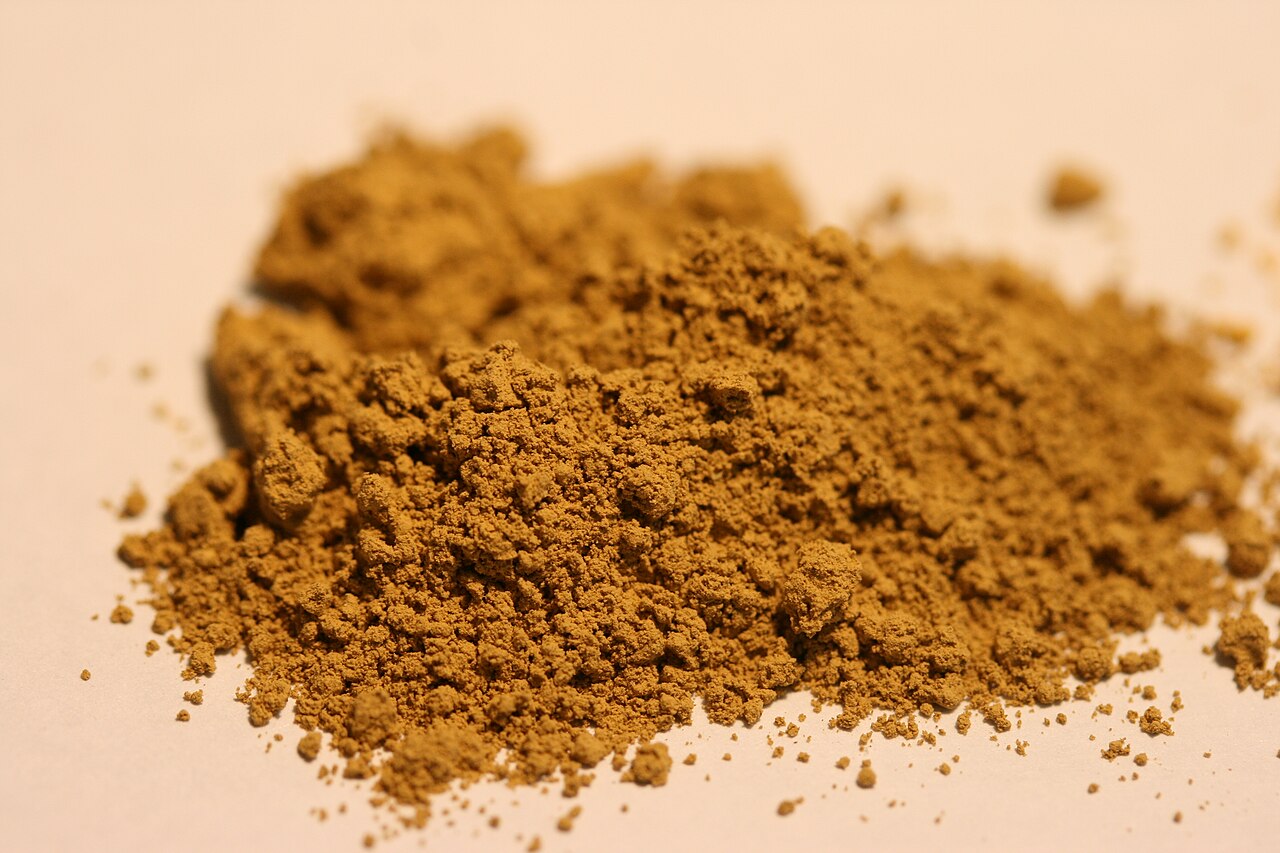 Pigmento de ocre en polvo