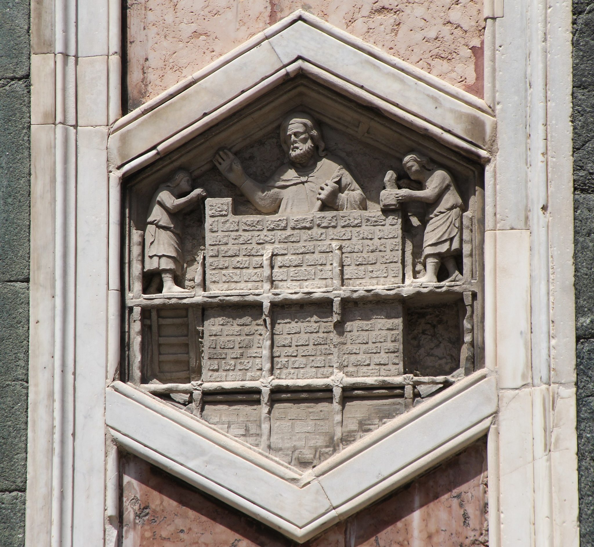 Detalle de relieve del Campanile